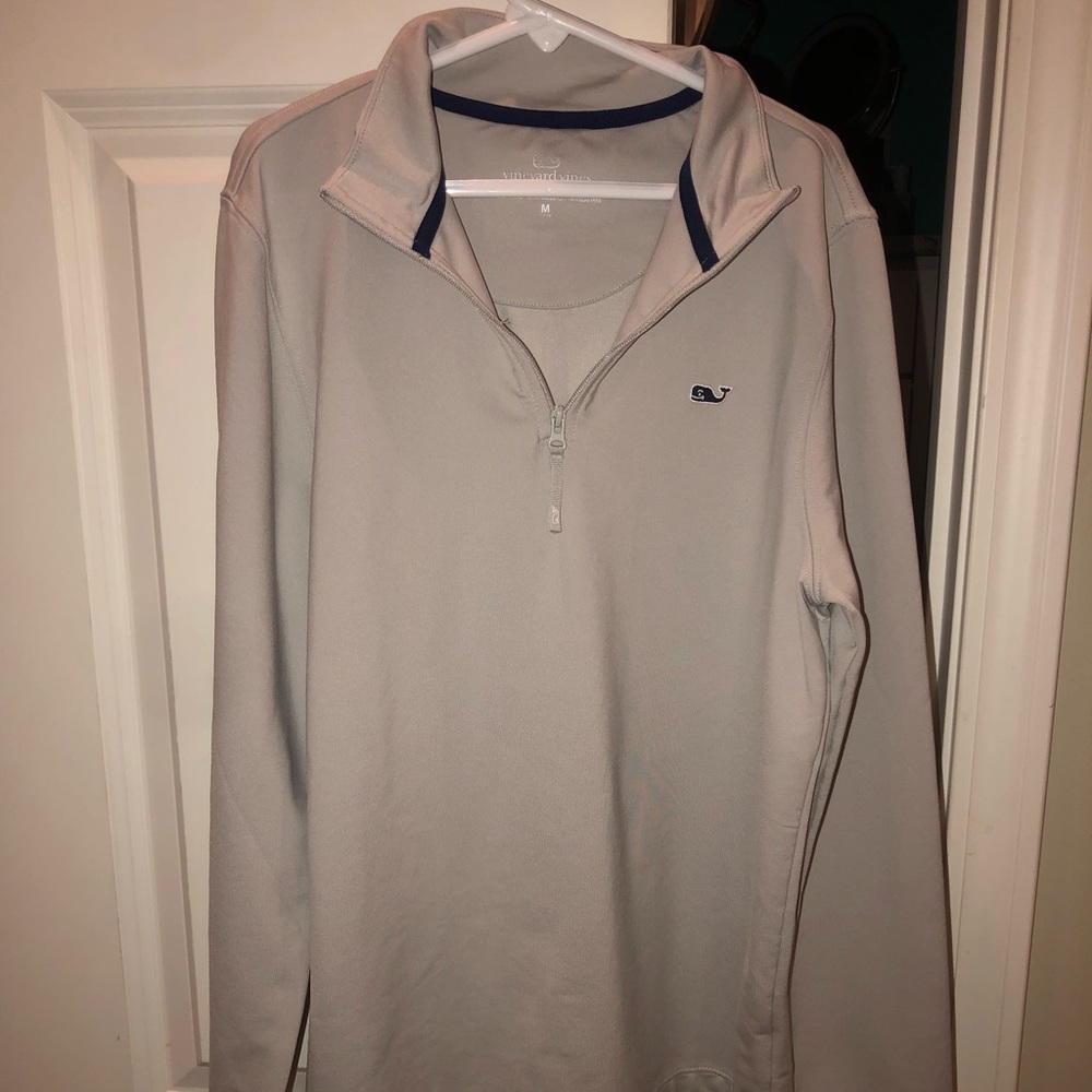 Boys vineyard vines pullover